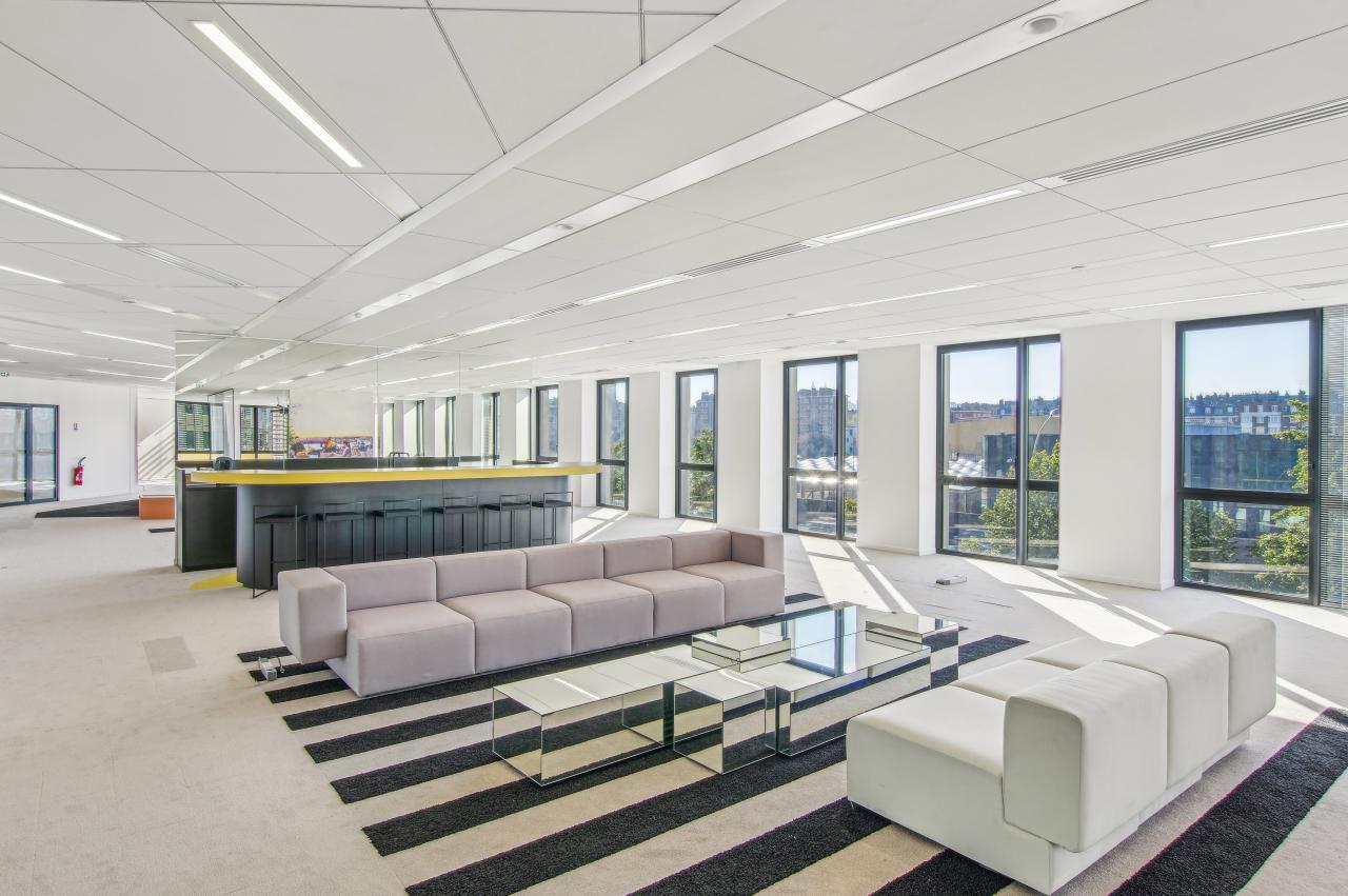 Bureau Saint-Ouen 15740m² Location bureau Saint-Ouen Seine-Saint-Denis OLBUR2100388 4